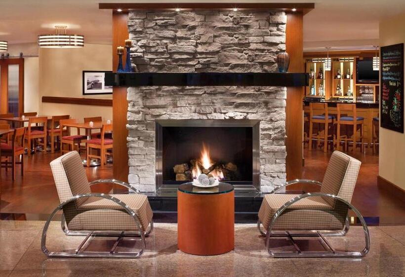 Four Points By Sheraton Hotel & Conference Centre Gatineau Ottawa