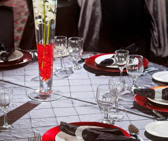 Four Points By Sheraton Hotel & Conference Centre Gatineau Ottawa