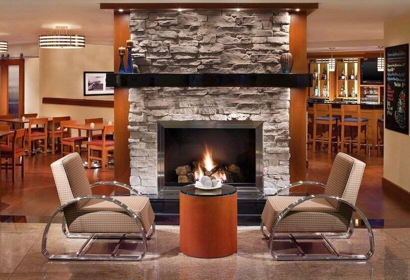 Four Points By Sheraton Hotel & Conference Centre Gatineau Ottawa