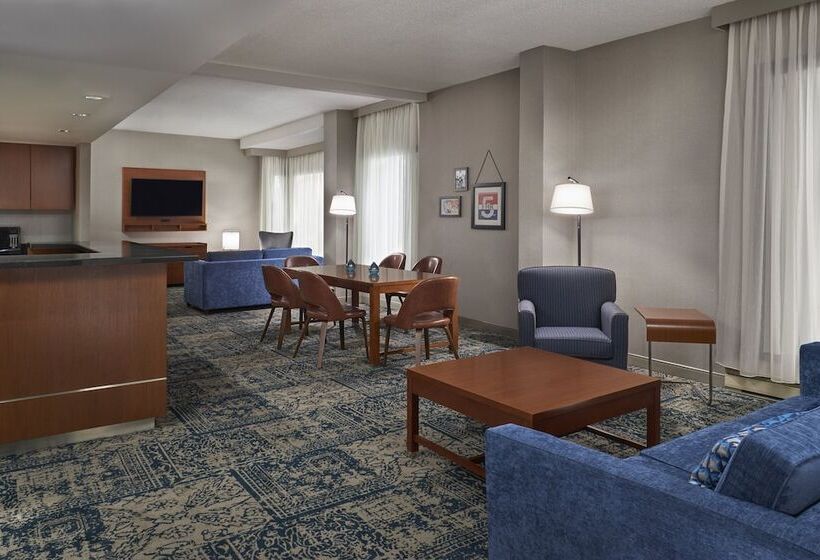 Four Points By Sheraton Hotel & Conference Centre Gatineau Ottawa