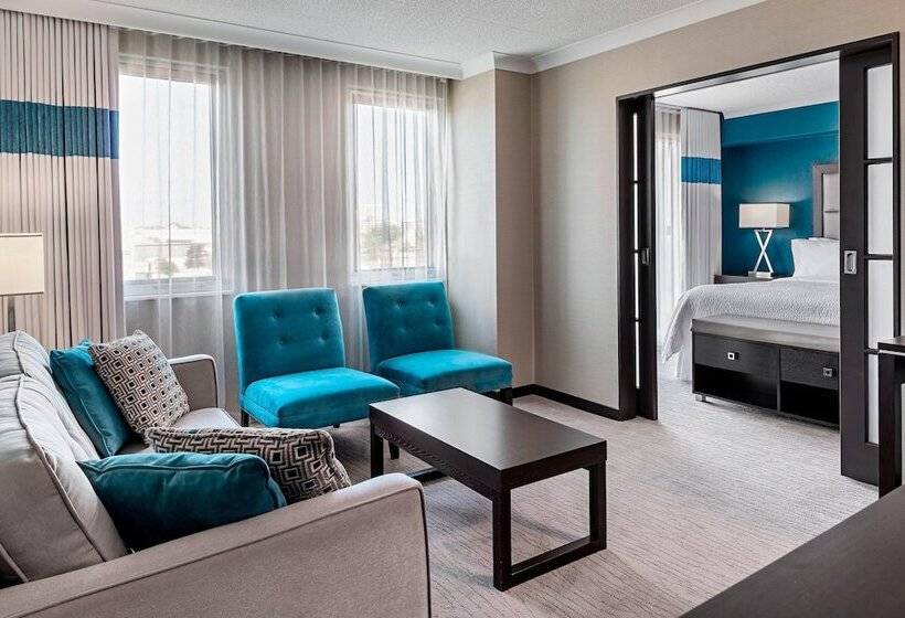 فندق Four Points By Sheraton London