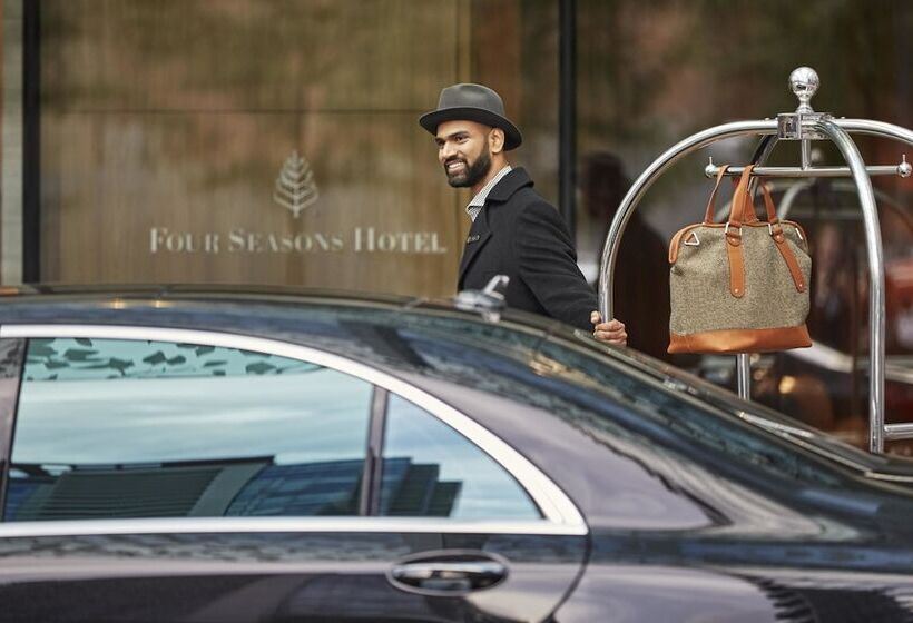 Four Seasons Hotel Toronto