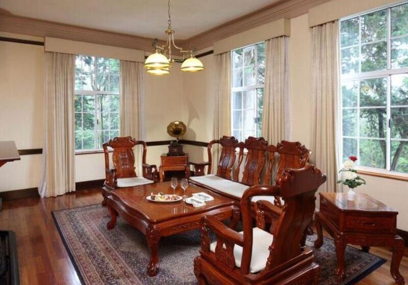 The Grand Hotel Heritage Grand