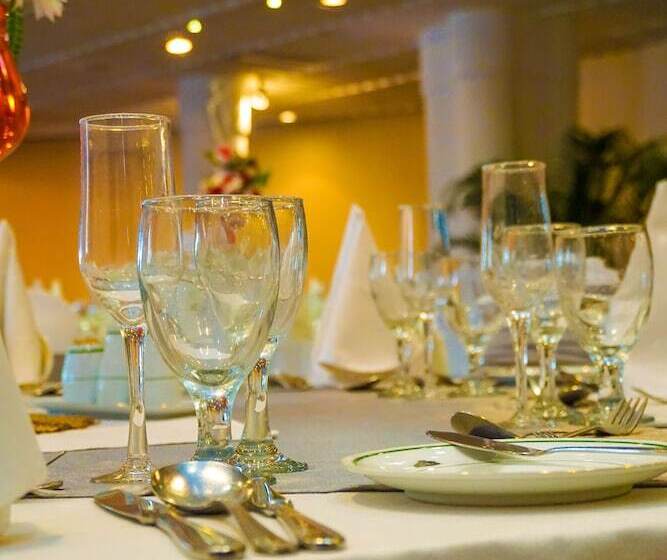 هتل Grand Oriental