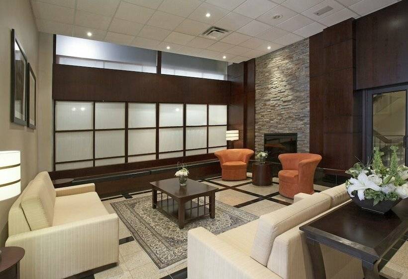 Hamilton Plaza Hotel & Conference Center