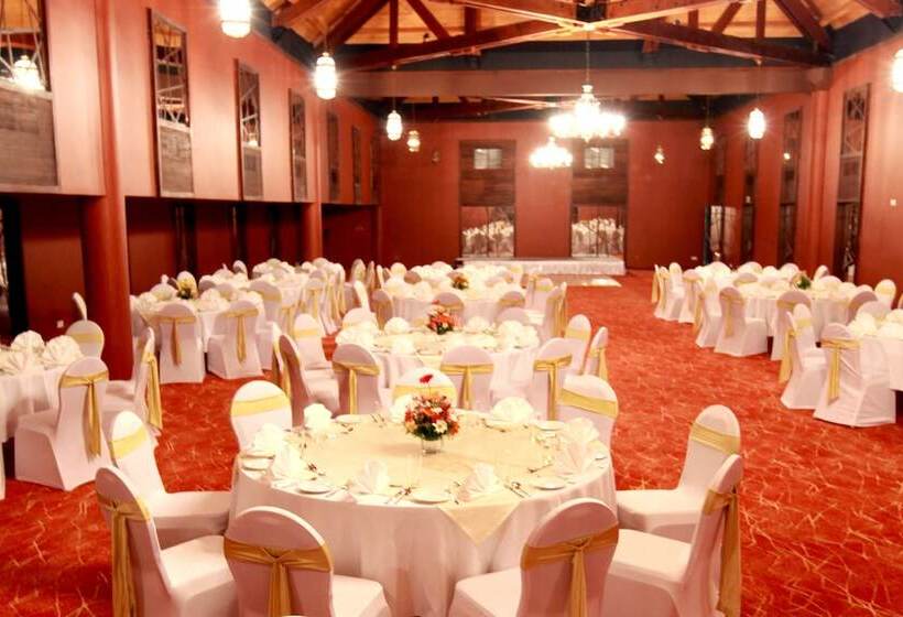 فندق Hikka Tranz By Cinnamon