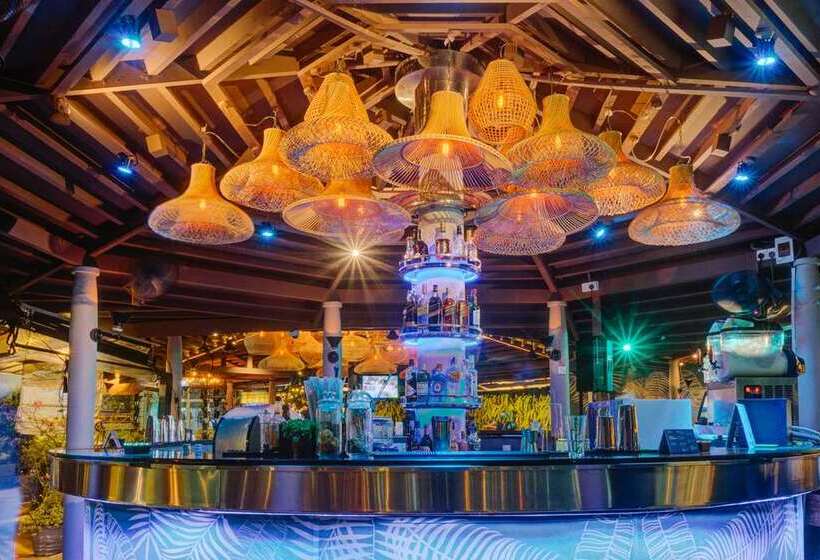 Отель Hilton Colombo