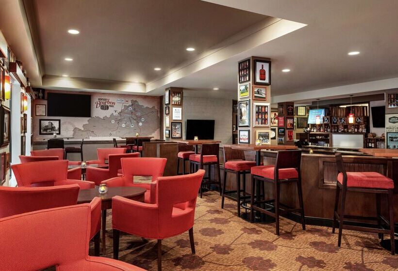 هتل Hilton Garden Inn Saskatoon Downtown