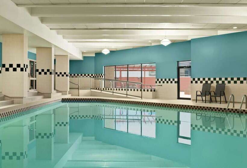 ホテル Hilton Garden Inn Saskatoon Downtown