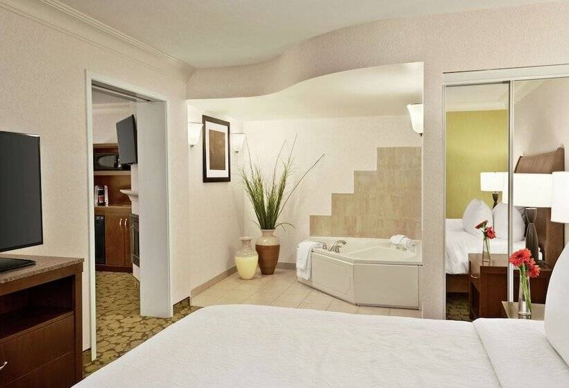 ホテル Hilton Garden Inn Saskatoon Downtown