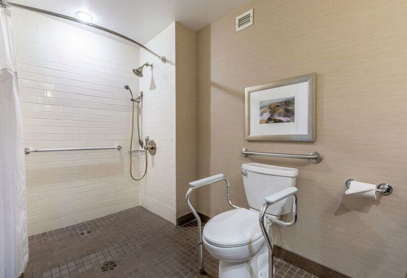 호텔 Hilton Saint John