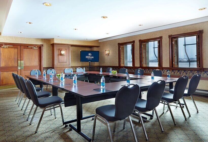 호텔 Hilton Saint John