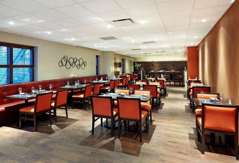 호텔 Hilton Saint John