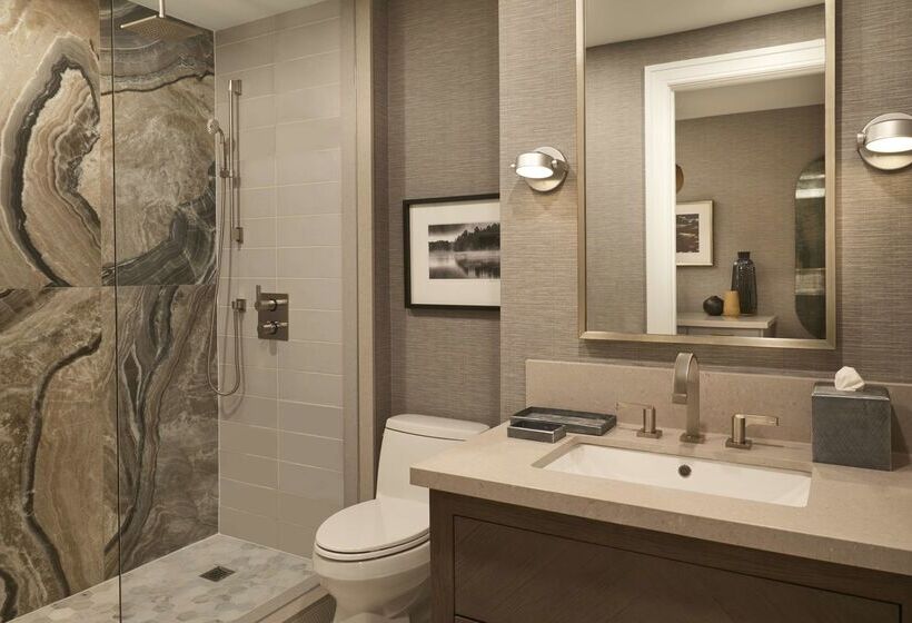 فندق Hilton Toronto