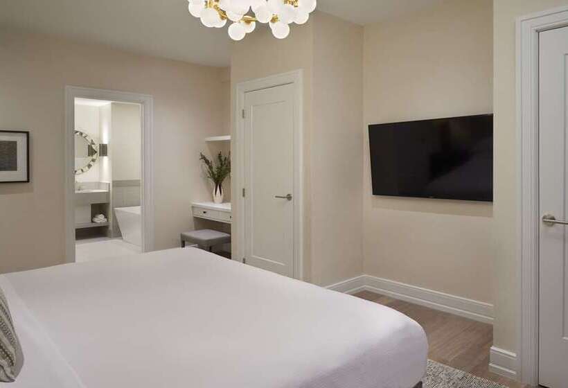 فندق Hilton Toronto