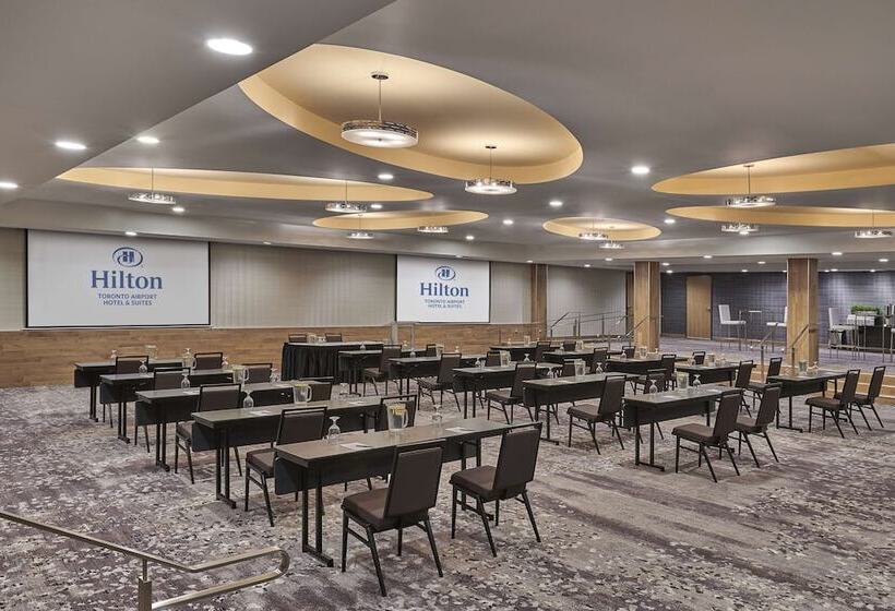 Hilton Toronto Airport Hotel & Suites