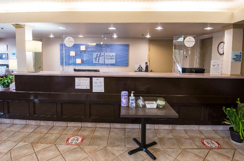 Szálloda Holiday Inn Express Red Deer, An Ihg