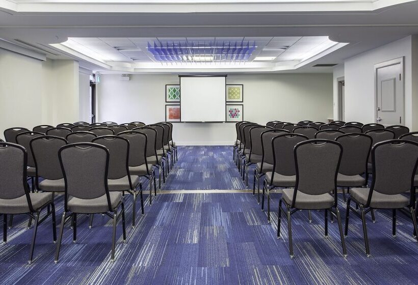 酒店 Holiday Inn Express & Suites Mississauga Toronto Southwest, An Ihg