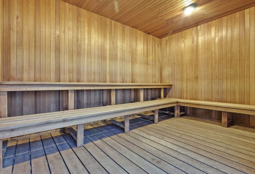 酒店 Holiday Inn Express & Suites Mississauga Toronto Southwest, An Ihg