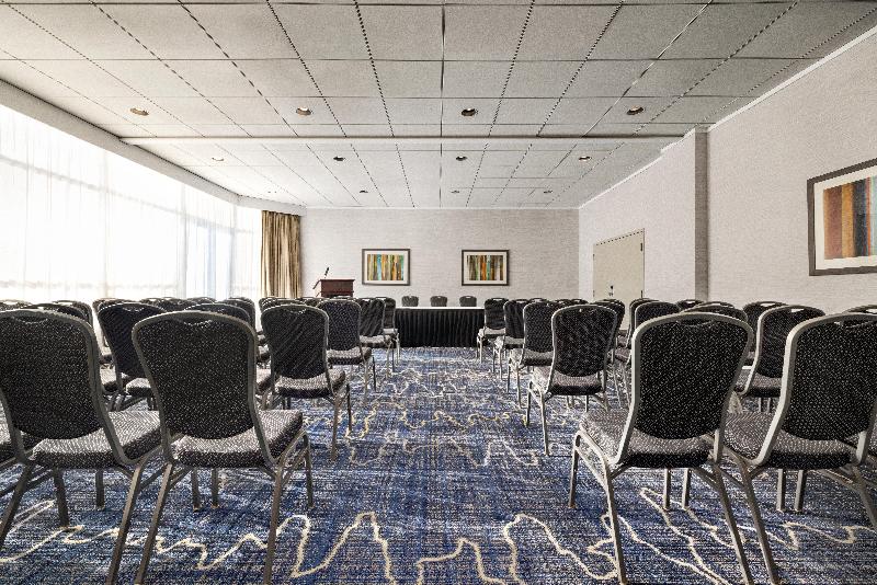 בית מלון כפרי Holiday Inn Express Vancouvermetrotown