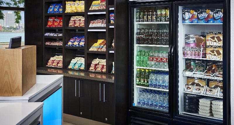 فندق Holiday Inn Express Windsor Waterfront, An Ihg