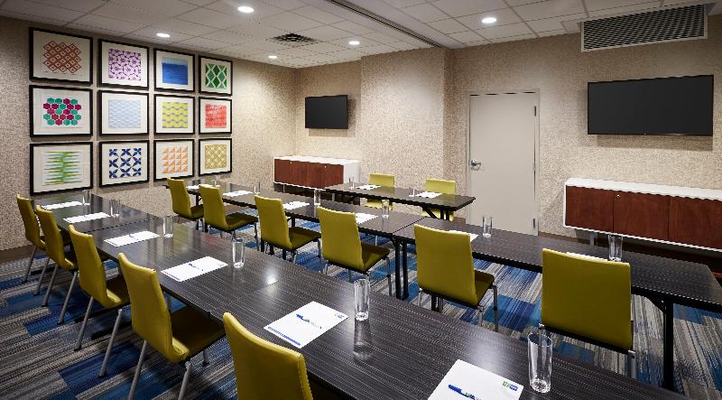 فندق Holiday Inn Express Windsor Waterfront, An Ihg