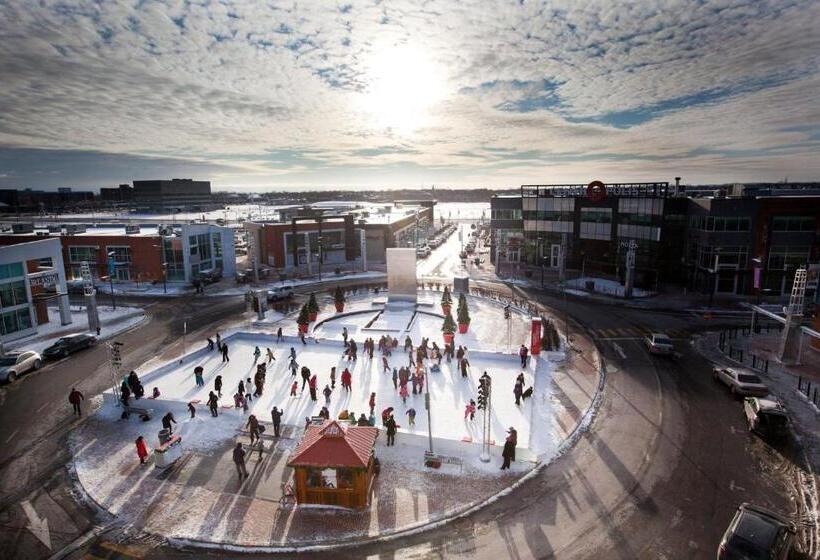 호텔 Holiday Inn Laval Montreal, An Ihg