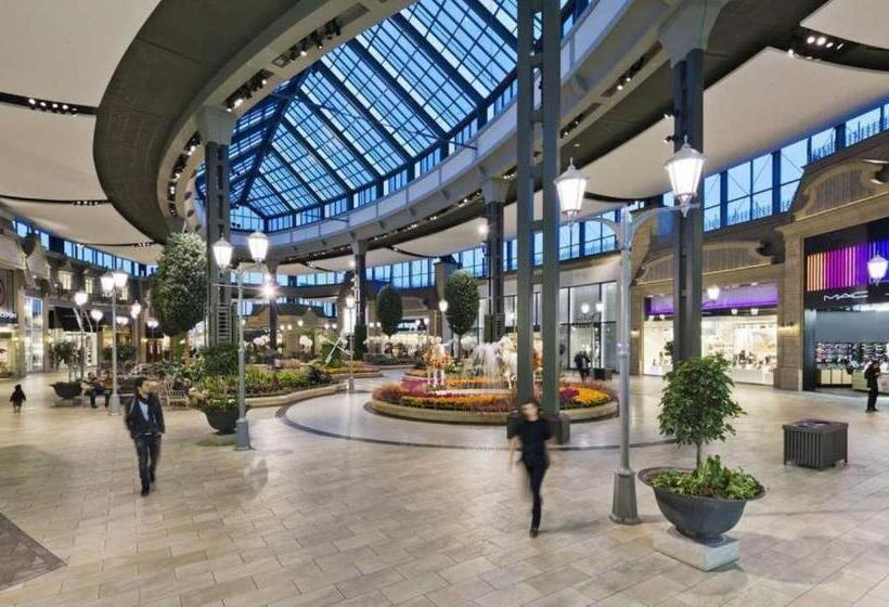 호텔 Holiday Inn Laval Montreal, An Ihg