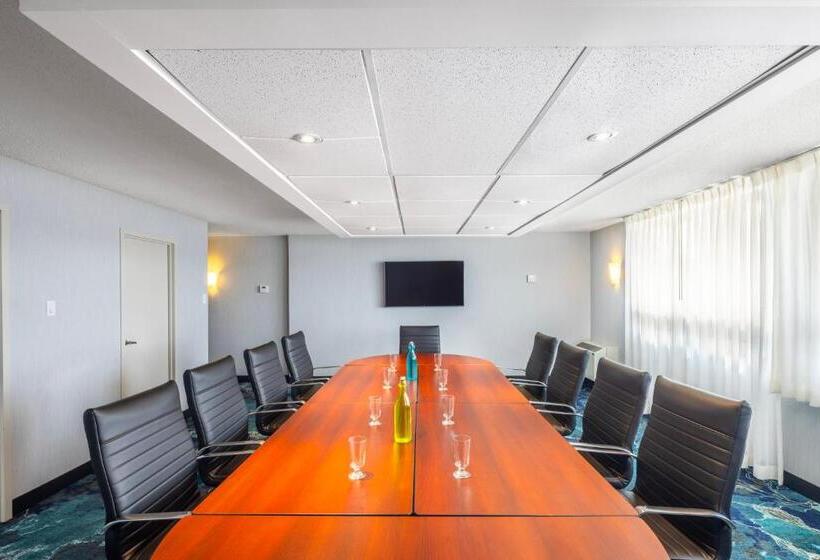 호텔 Holiday Inn Laval Montreal, An Ihg