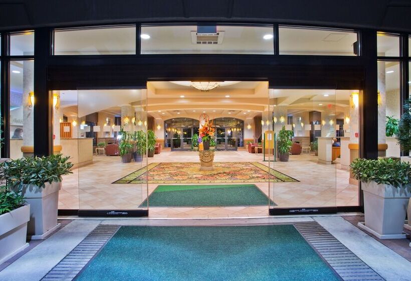 酒店 Holiday Inn & Suites North Vancouver, An Ihg