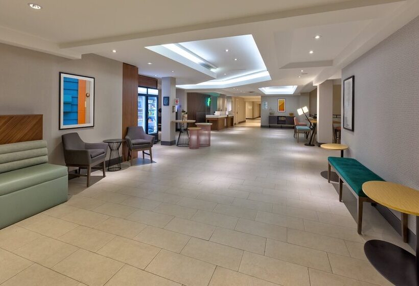 Отель Holiday Inn St Johns, An Ihg