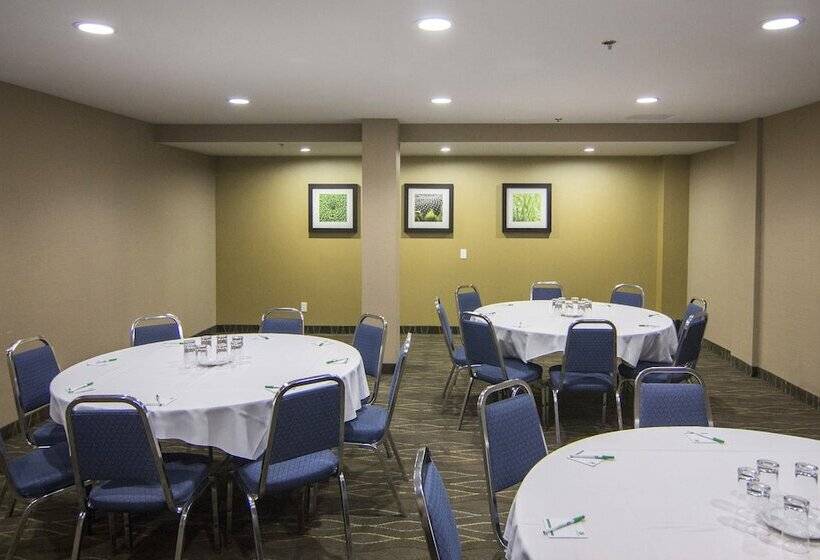 فندق Holiday Inn Sudbury, An Ihg