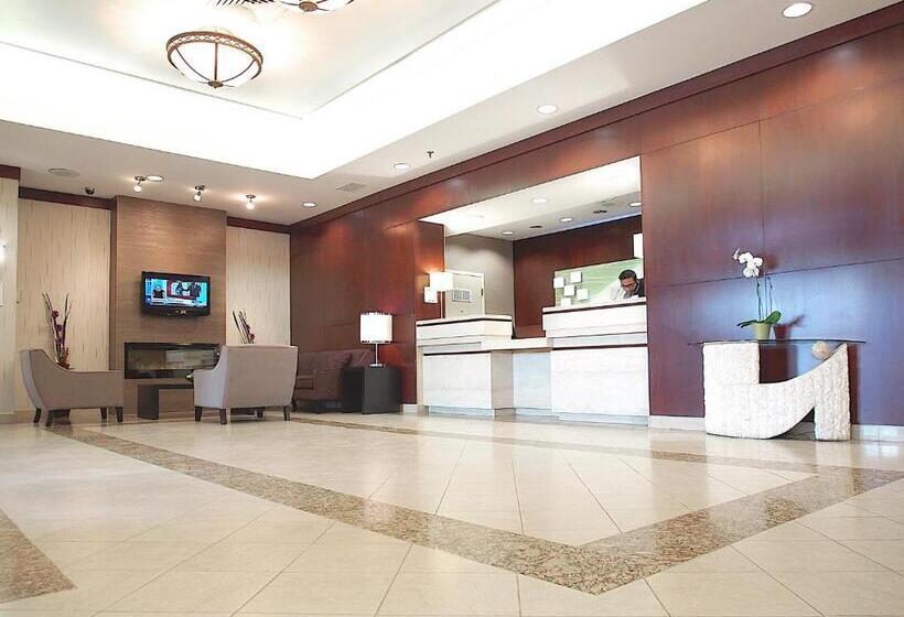فندق Holiday Inn & Suites Winnipeg Downtown, An Ihg