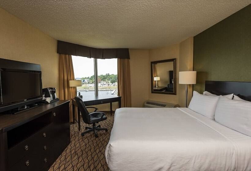 בית מלון כפרי Holiday Inn Sydney   Waterfront, An Ihg