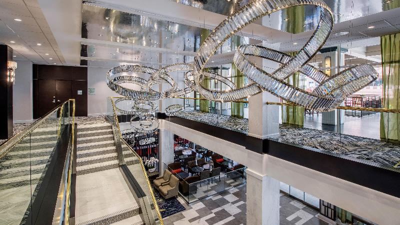 Отель Holiday Inn & Suites Vancouver Downtown, An Ihg