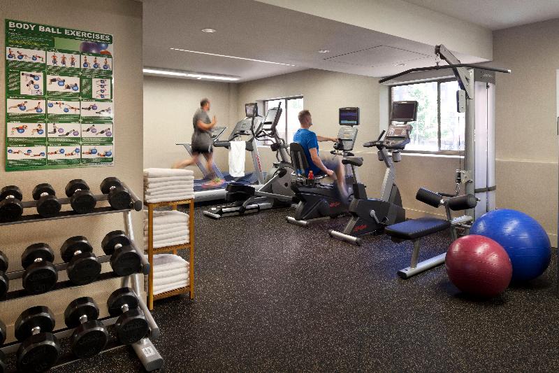 호텔 Holiday Inn & Suites Vancouver Downtown, An Ihg