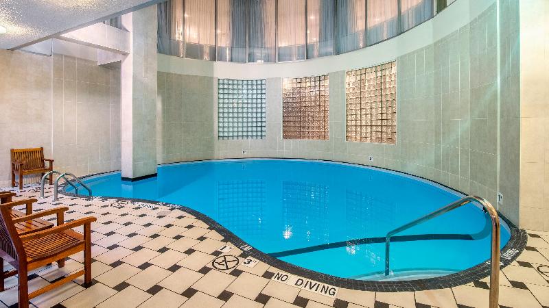 Отель Holiday Inn & Suites Vancouver Downtown, An Ihg