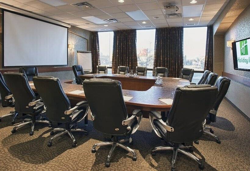 فندق Holiday Inn Winnipeg   Airport West, An Ihg
