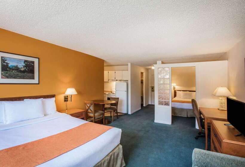 בית מלון כפרי Howard Johnson  By Wyndham Victoria