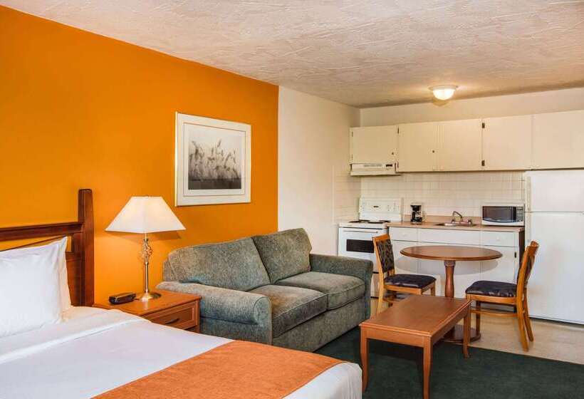 בית מלון כפרי Howard Johnson  By Wyndham Victoria