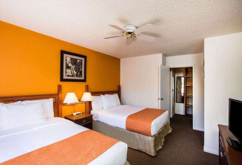 בית מלון כפרי Howard Johnson  By Wyndham Victoria