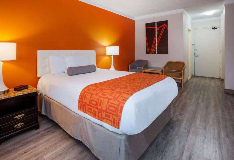 酒店 Surestay Plus By Best Western Windsor