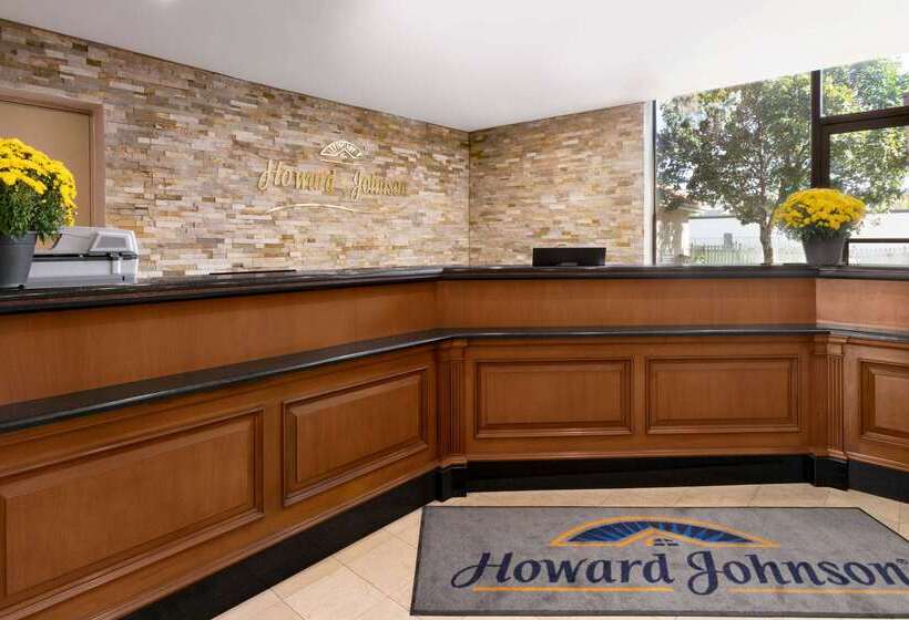 هتل Surestay Plus By Best Western Windsor