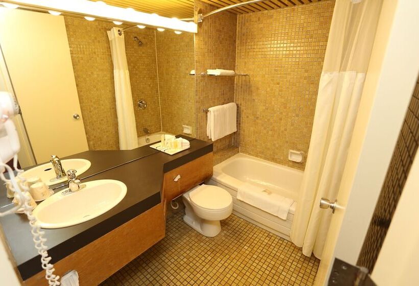 בית מלון כפרי Hôtels Gouverneur Rimouski