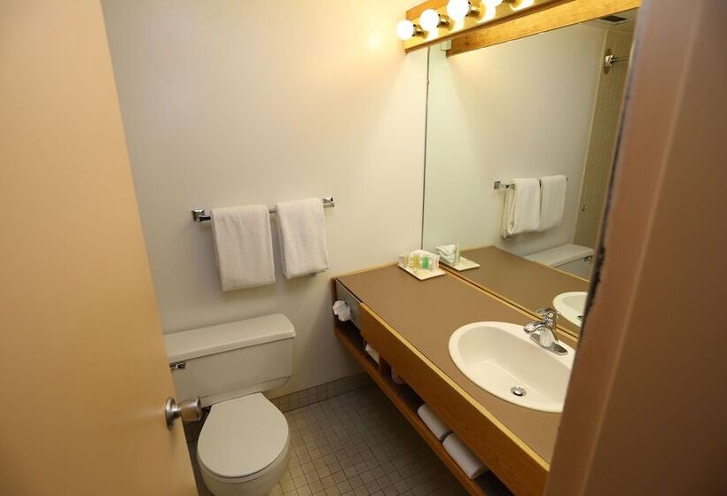 בית מלון כפרי Hôtels Gouverneur Rimouski