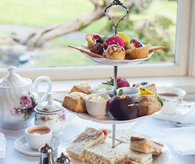 Huntingdon Hotel And Suites