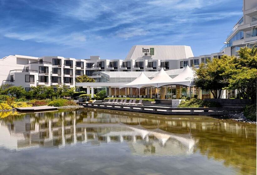 ホテル Inn At Laurel Point