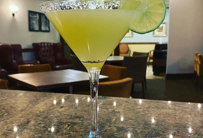 Inn On Prince Hotel And Conference Centre Truro