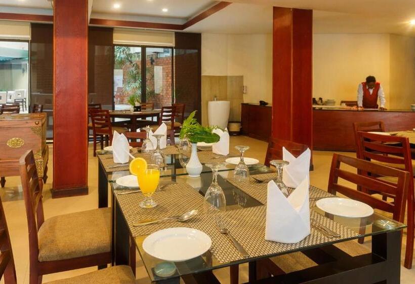 בית מלון כפרי Janaki