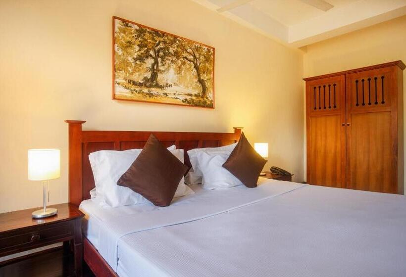 בית מלון כפרי Janaki